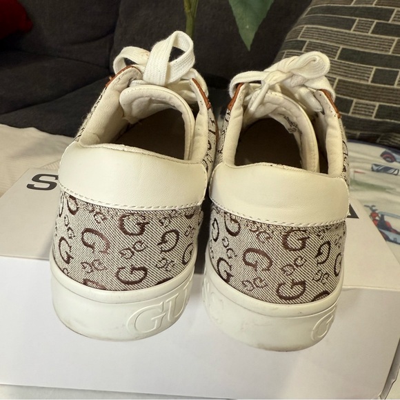 Guess Cream and Tan Casual Sneakers - Picture 4 of 12